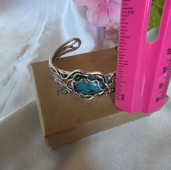 Rockhill Designs Sterling Silver Turquoise Cuff Bracelet - Picture 9 of 10